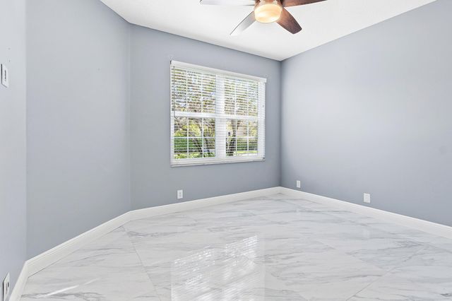 12403 Cascades Pointe Drive, Boca Raton, FL 33428