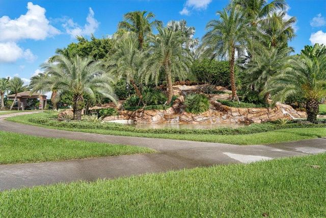 12403 Cascades Pointe Drive, Boca Raton, FL 33428