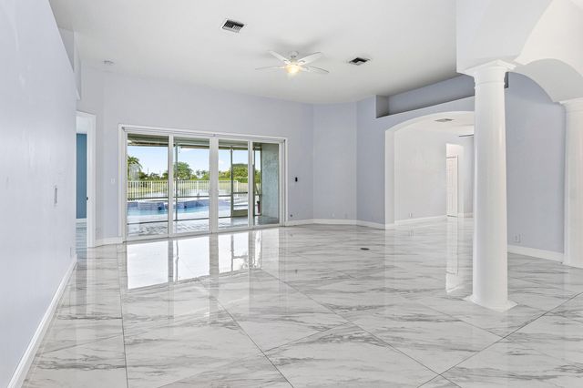 12403 Cascades Pointe Drive, Boca Raton, FL 33428