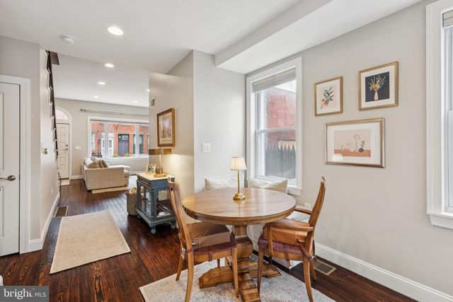 858 E THOMPSON ST, Philadelphia, PA 19125