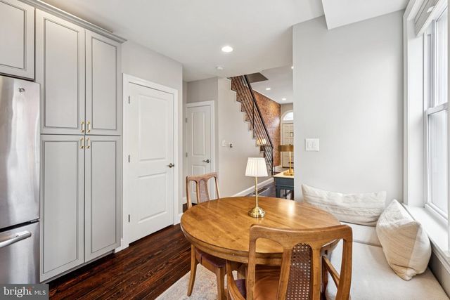 858 E THOMPSON ST, Philadelphia, PA 19125