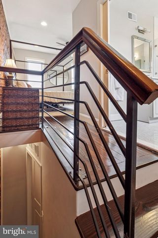 858 E THOMPSON ST, Philadelphia, PA 19125