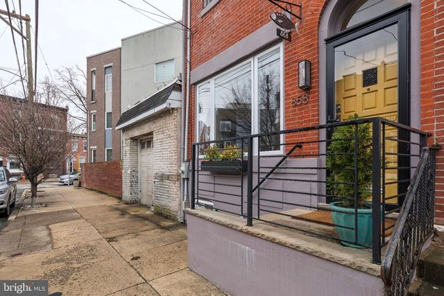 858 E THOMPSON ST, Philadelphia, PA 19125