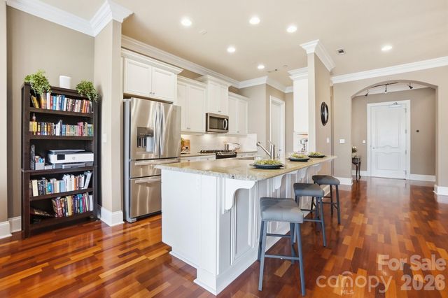 626 Queens Road 102, Charlotte, NC 28207