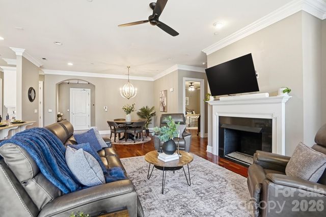 626 Queens Road 102, Charlotte, NC 28207