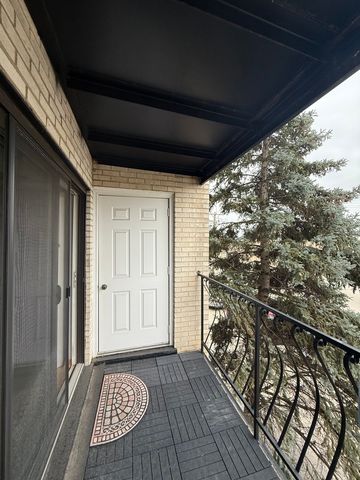 6950 W Forest Preserve Drive 202, Norridge, IL 60706