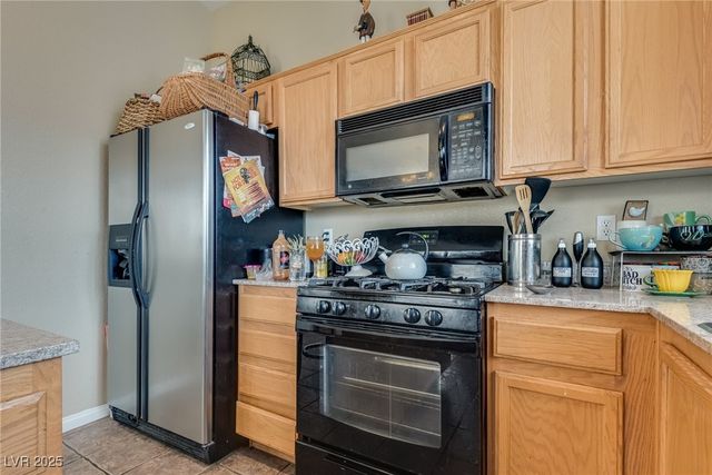 6916 Gothic Marigold Street, Las Vegas, NV 89149