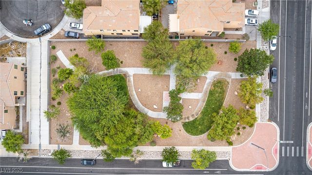 6916 Gothic Marigold Street, Las Vegas, NV 89149