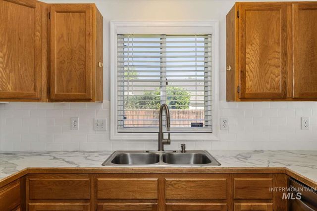 10304 W Silver City St, Boise, ID 83704