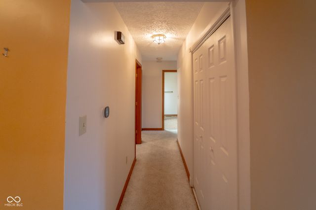 7041 W Glendale Lane, Greenfield, IN 46140