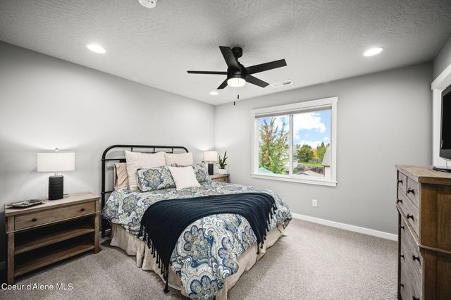 3925 N Shelburne Loop, Post Falls, ID 83854