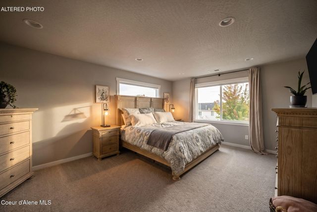 3925 N Shelburne Loop, Post Falls, ID 83854