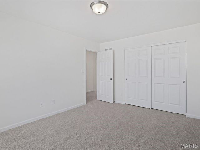 562 Evening Primrose Drive, Wentzville, MO 63385