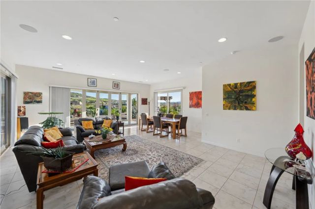 7774 Kingdom, Riverside, CA 92506