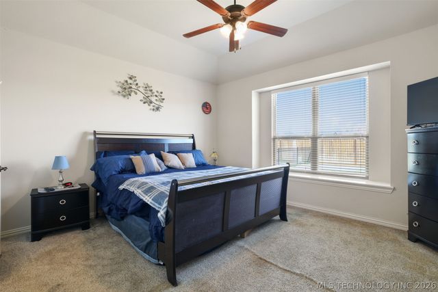 84 Tallgrass Street, Calera, OK 74730