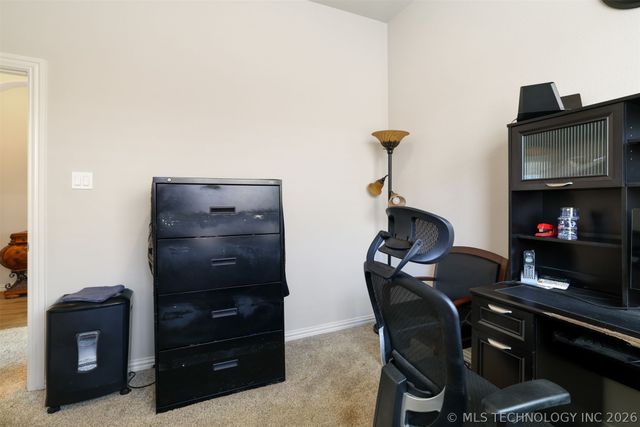 84 Tallgrass Street, Calera, OK 74730