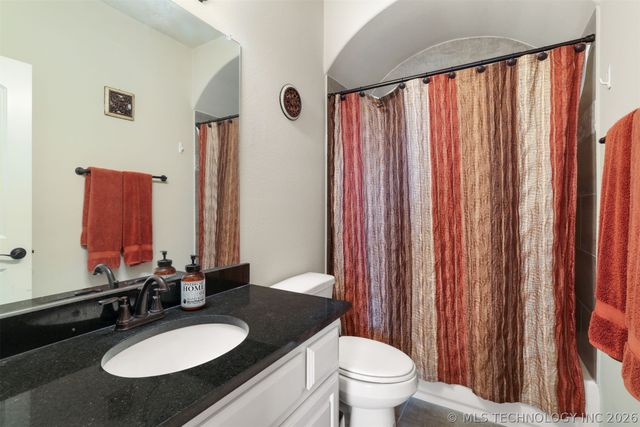 84 Tallgrass Street, Calera, OK 74730