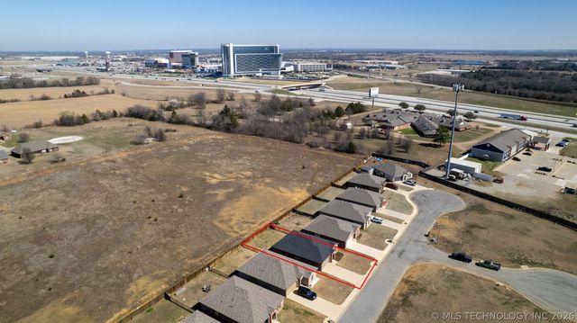 84 Tallgrass Street, Calera, OK 74730