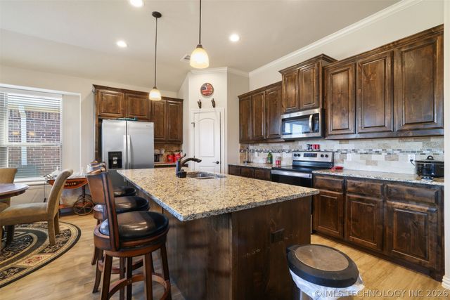 84 Tallgrass Street, Calera, OK 74730