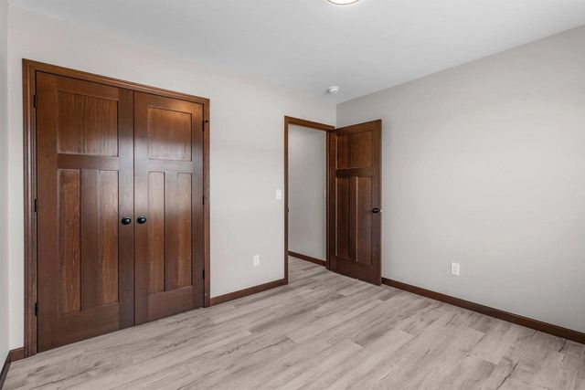 2650 LAWRENCE LANE, Neenah, WI 54956