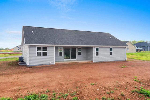 2650 LAWRENCE LANE, Neenah, WI 54956