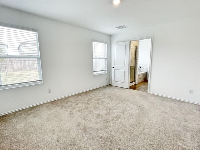109 Allegro DR, Hutto, TX 78634