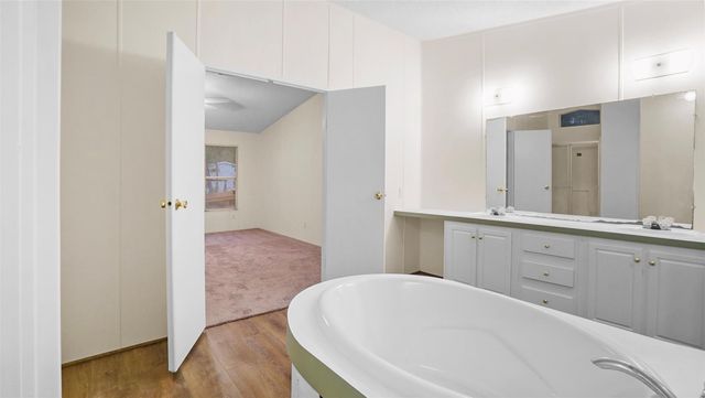 13507 Enchanted Cove, Willis, TX 77318