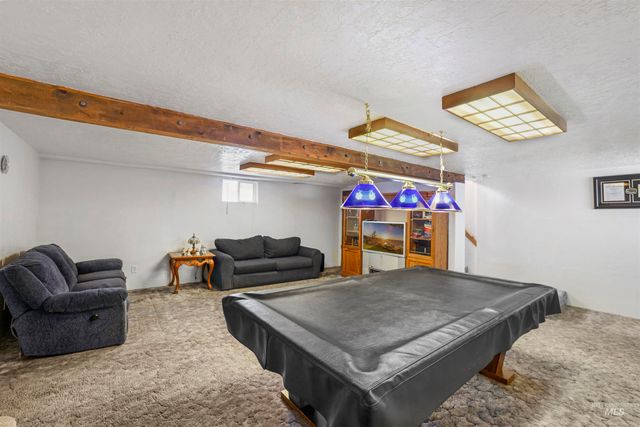 328 E Ave J, Jerome, ID 83338