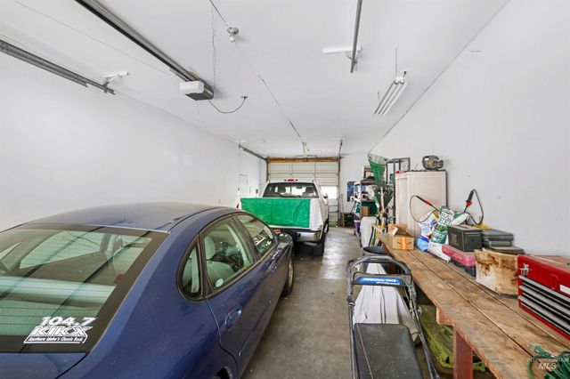 328 E Ave J, Jerome, ID 83338