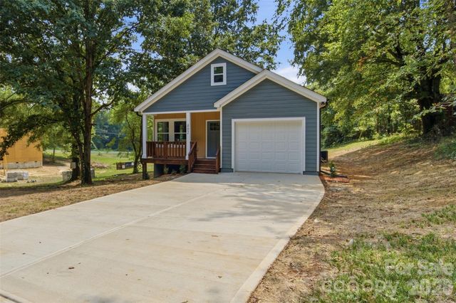 402 Brookwood Avenue, Cherryville, NC 28021
