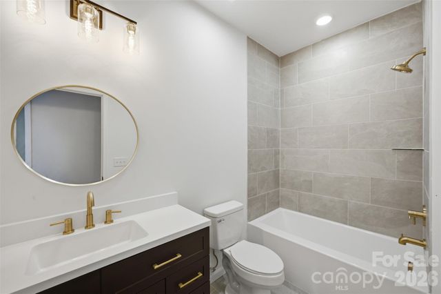 402 Brookwood Avenue, Cherryville, NC 28021