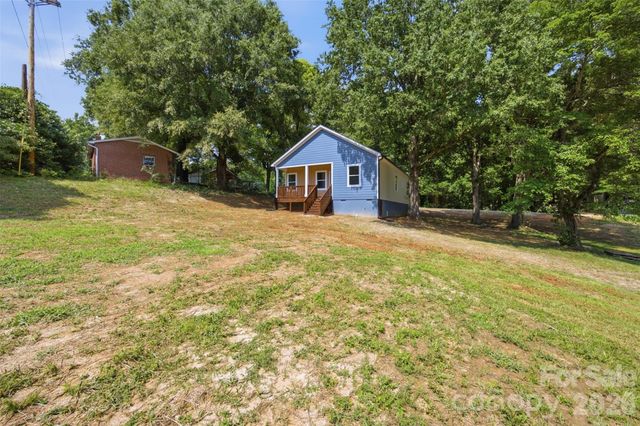 402 Brookwood Avenue, Cherryville, NC 28021