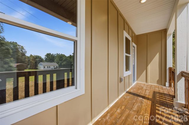 402 Brookwood Avenue, Cherryville, NC 28021