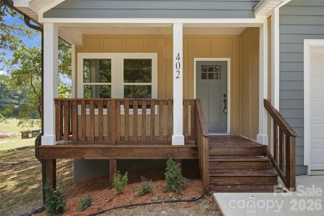 402 Brookwood Avenue, Cherryville, NC 28021