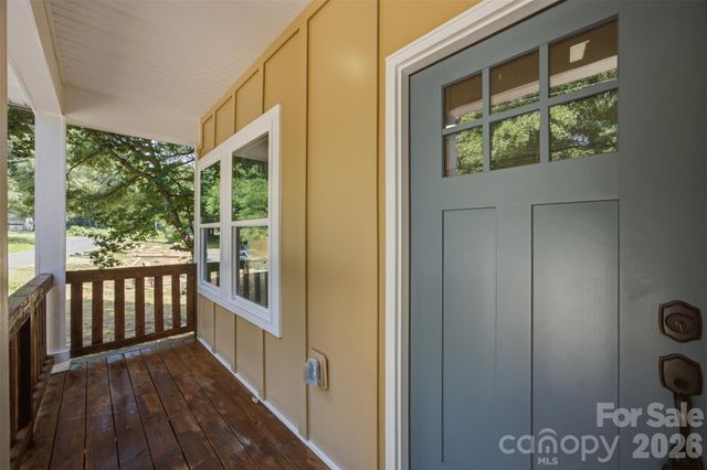 402 Brookwood Avenue, Cherryville, NC 28021