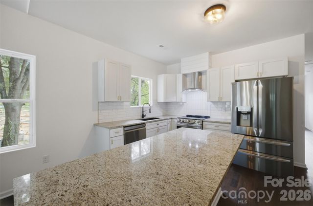 402 Brookwood Avenue, Cherryville, NC 28021