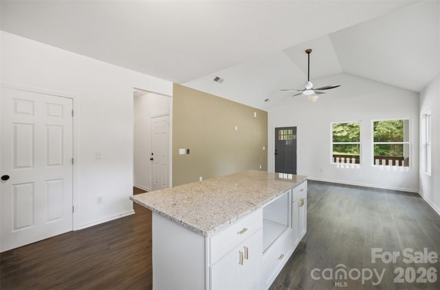 402 Brookwood Avenue, Cherryville, NC 28021