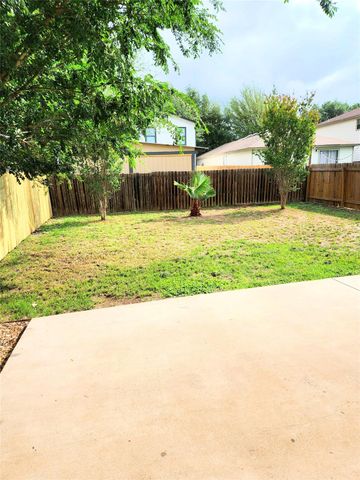 13520 Coomes DR, Del Valle, TX 78617
