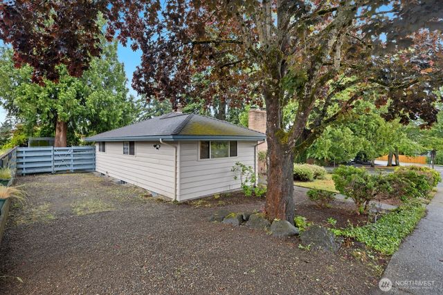 1711 52nd Street SE, Everett, WA 98203