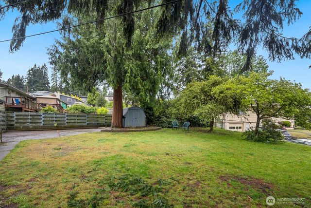 1711 52nd Street SE, Everett, WA 98203