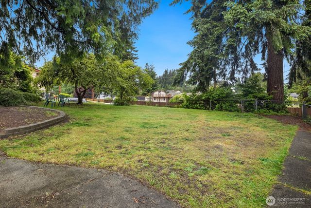 1711 52nd Street SE, Everett, WA 98203