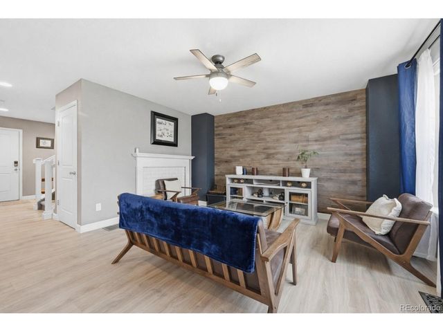 15032 W 70th Ave, Arvada, CO 80007