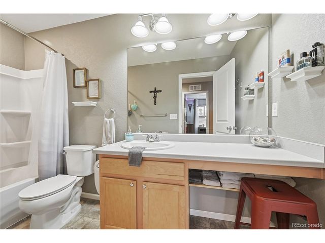 15032 W 70th Ave, Arvada, CO 80007