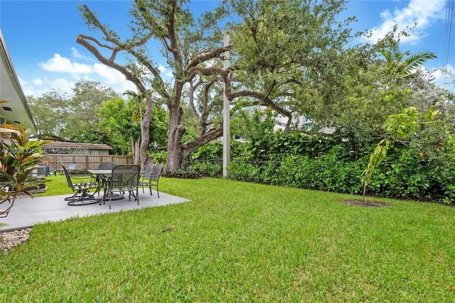 6198 SW 63rd St, South Miami, FL 33143
