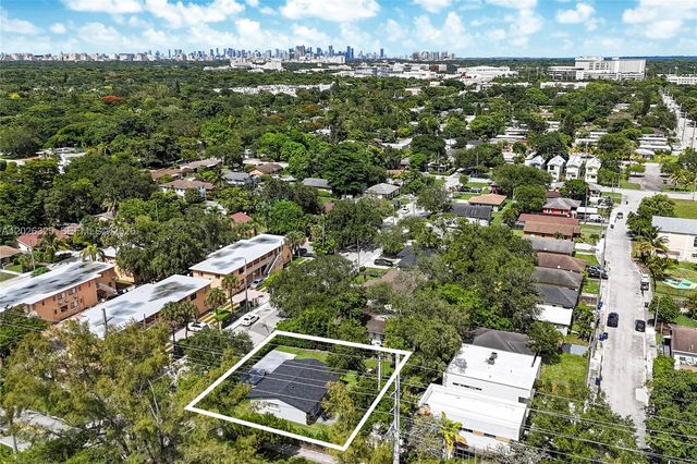 6198 SW 63rd St, South Miami, FL 33143