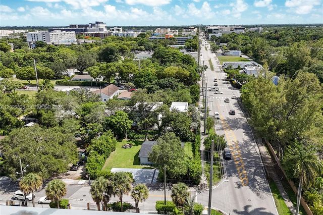 6198 SW 63rd St, South Miami, FL 33143