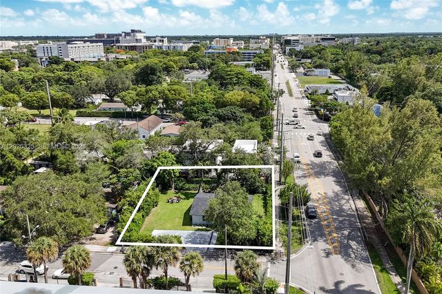 6198 SW 63rd St, South Miami, FL 33143