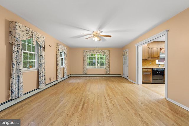 78 MERCER ST, Hamilton, NJ 08690