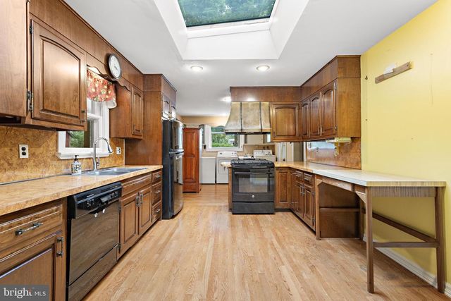 78 MERCER ST, Hamilton, NJ 08690