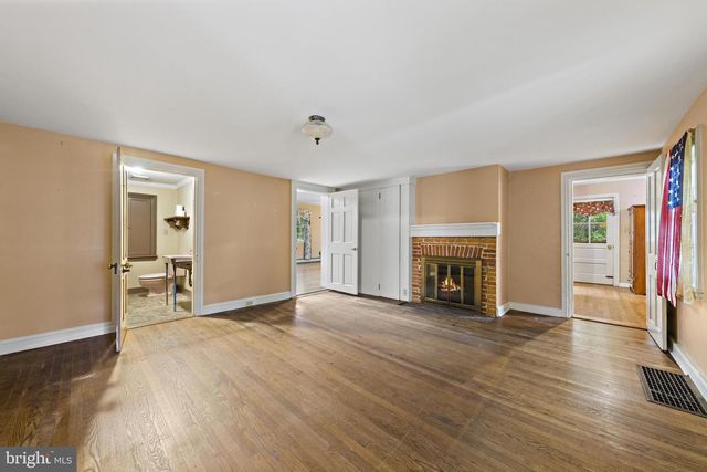 78 MERCER ST, Hamilton, NJ 08690